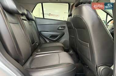Позашляховик / Кросовер Chevrolet Tracker 2017 в  фото 38 Позашляховик / Кросовер Chevrolet Tracker 2017 в