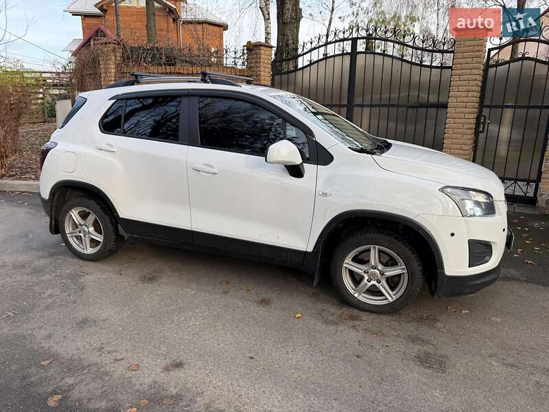 Позашляховик / Кросовер Chevrolet Tracker 2013 в Києві фото 2 Позашляховик / Кросовер Chevrolet Tracker 2013 в Києві