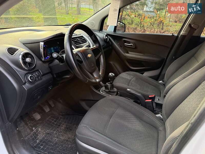 Позашляховик / Кросовер Chevrolet Tracker 2013 в Києві фото 13 Позашляховик / Кросовер Chevrolet Tracker 2013 в Києві