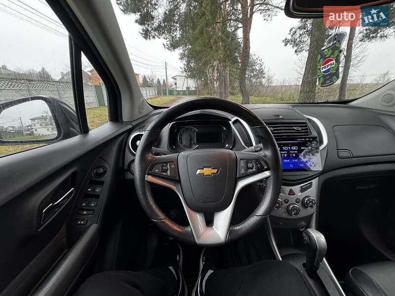 Внедорожник / Кроссовер Chevrolet Tracker 2013 в Киеве