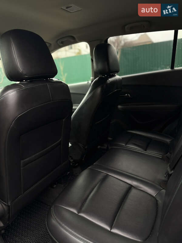 Позашляховик / Кросовер Chevrolet Tracker 2014 в Сумах