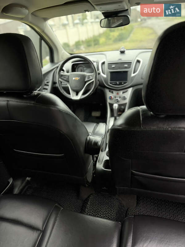 Позашляховик / Кросовер Chevrolet Tracker 2014 в Сумах