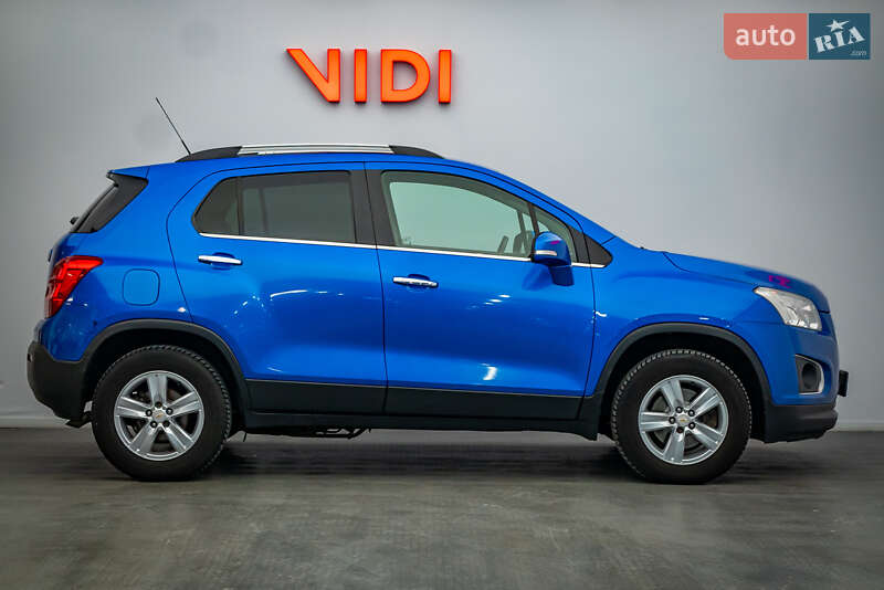 Внедорожник / Кроссовер Chevrolet Tracker 2013 в Киеве
