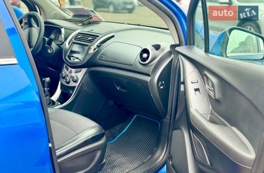 Позашляховик / Кросовер Chevrolet Tracker 2014 в Києві