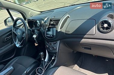 Позашляховик / Кросовер Chevrolet Tracker 2013 в Києві