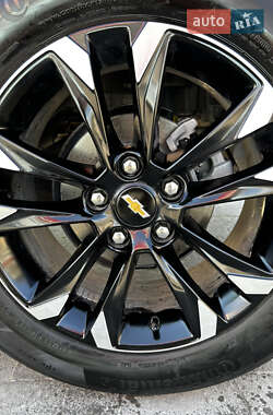 Позашляховик / Кросовер Chevrolet TrailBlazer 2023 в 