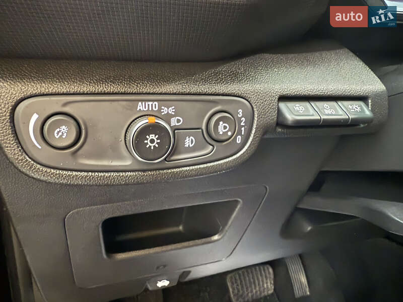 Внедорожник / Кроссовер Chevrolet TrailBlazer 2021 в Киеве фото 20 Внедорожник / Кроссовер Chevrolet TrailBlazer 2021 в Киеве