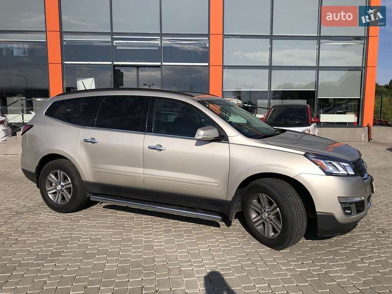 Внедорожник / Кроссовер Chevrolet Traverse 2016 в Львове