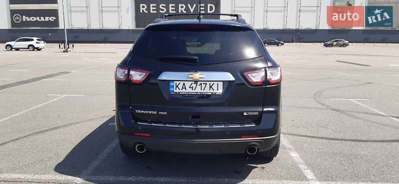 Внедорожник / Кроссовер Chevrolet Traverse 2017 в Киеве