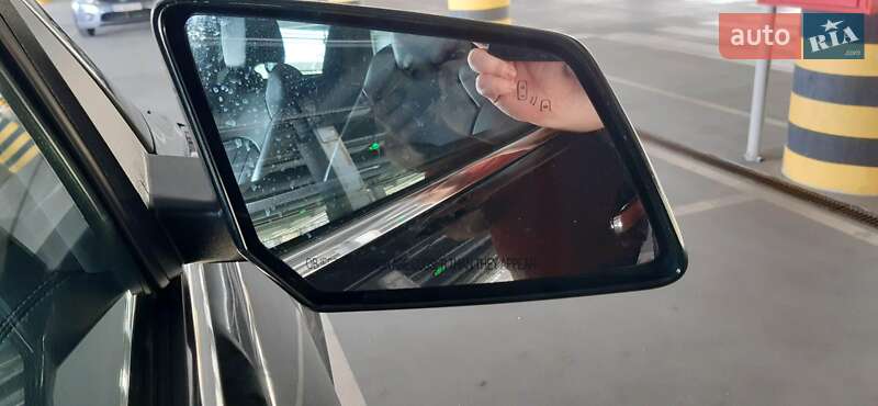 Внедорожник / Кроссовер Chevrolet Traverse 2017 в Киеве