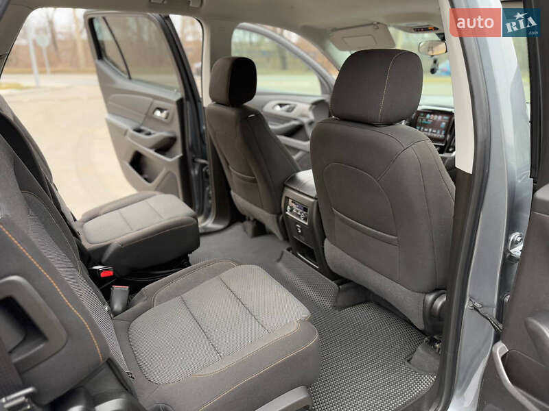 Позашляховик / Кросовер Chevrolet Traverse 2017 в Дніпрі