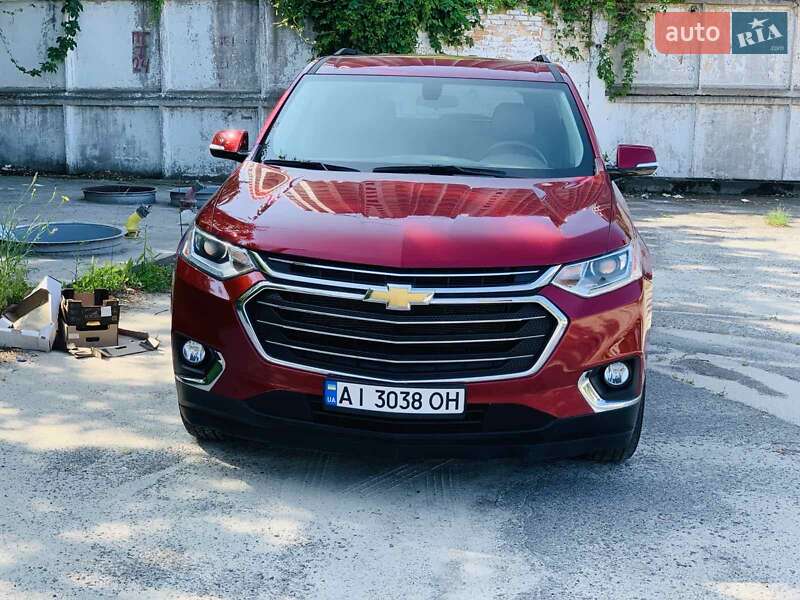 Внедорожник / Кроссовер Chevrolet Traverse 2020 в Киеве