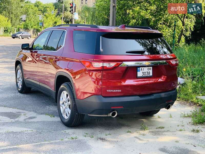 Внедорожник / Кроссовер Chevrolet Traverse 2020 в Киеве