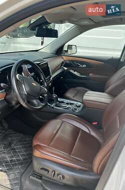 Внедорожник / Кроссовер Chevrolet Traverse 2018 в 