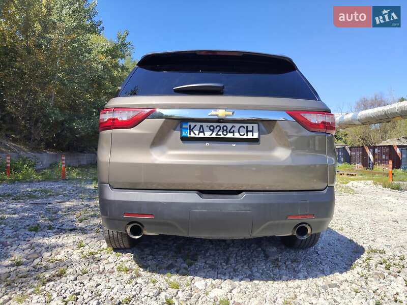 Внедорожник / Кроссовер Chevrolet Traverse 2019 в Киеве