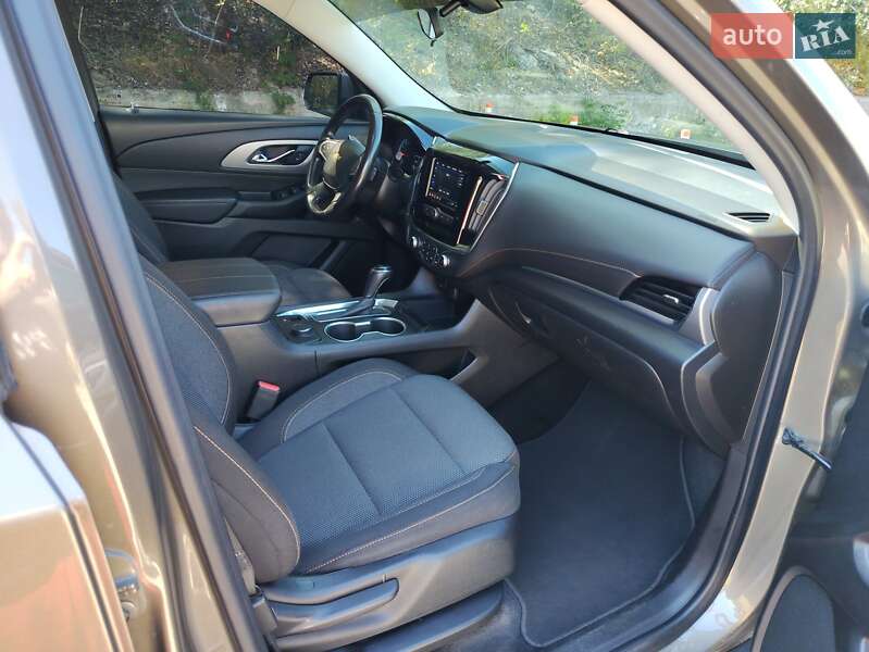 Внедорожник / Кроссовер Chevrolet Traverse 2019 в Киеве