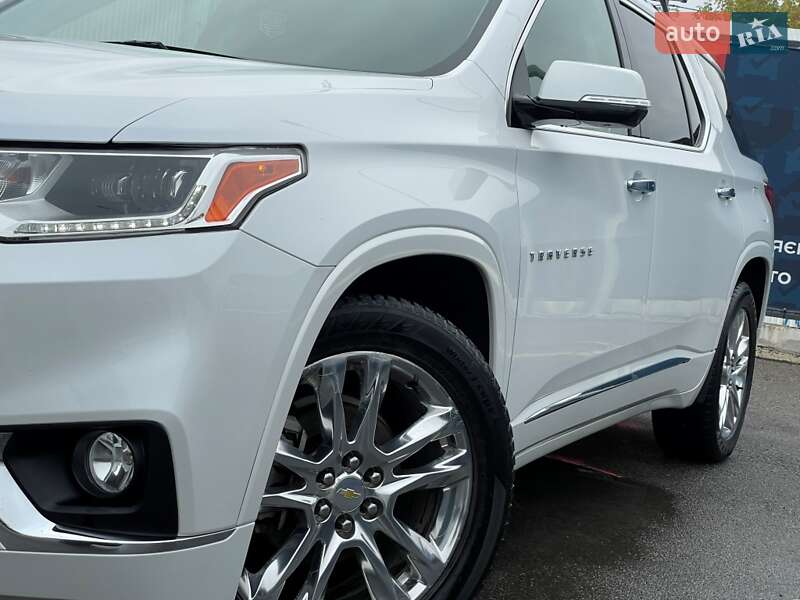 Внедорожник / Кроссовер Chevrolet Traverse 2018 в Киеве