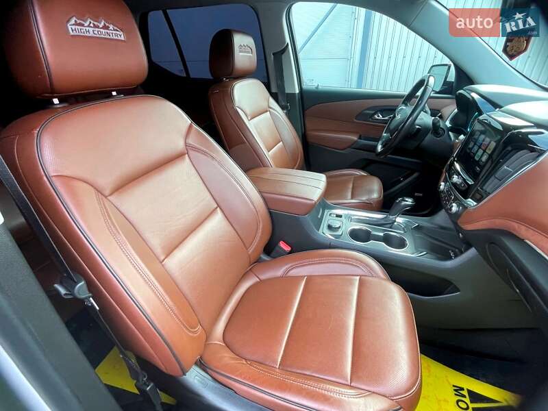 Внедорожник / Кроссовер Chevrolet Traverse 2018 в Киеве