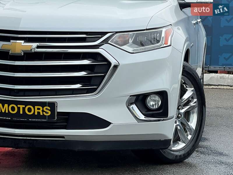 Внедорожник / Кроссовер Chevrolet Traverse 2018 в Киеве