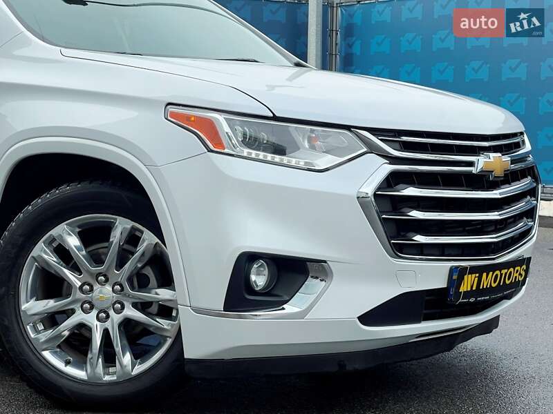 Внедорожник / Кроссовер Chevrolet Traverse 2018 в Киеве