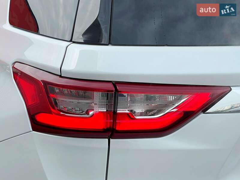Внедорожник / Кроссовер Chevrolet Traverse 2018 в Киеве