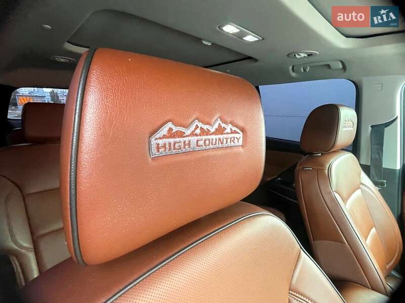 Внедорожник / Кроссовер Chevrolet Traverse 2018 в Киеве