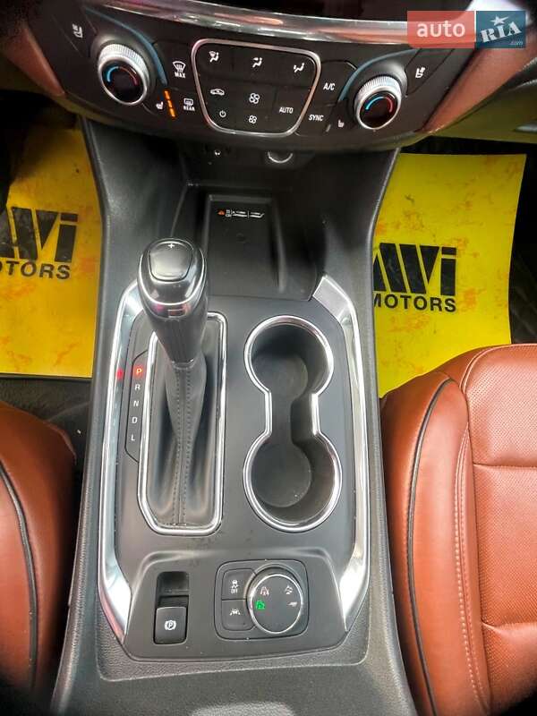 Внедорожник / Кроссовер Chevrolet Traverse 2018 в Киеве