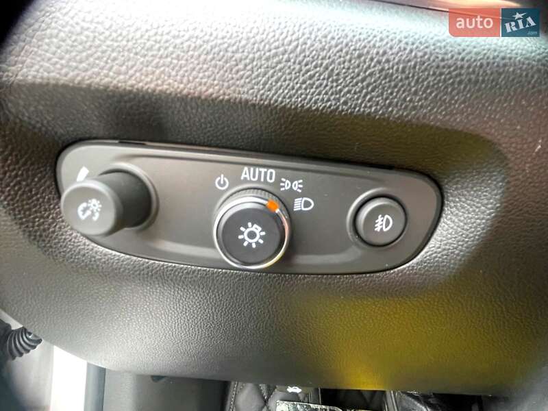Внедорожник / Кроссовер Chevrolet Traverse 2018 в Киеве