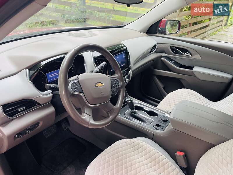 Внедорожник / Кроссовер Chevrolet Traverse 2020 в Киеве
