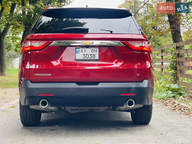 Внедорожник / Кроссовер Chevrolet Traverse 2020 в Киеве