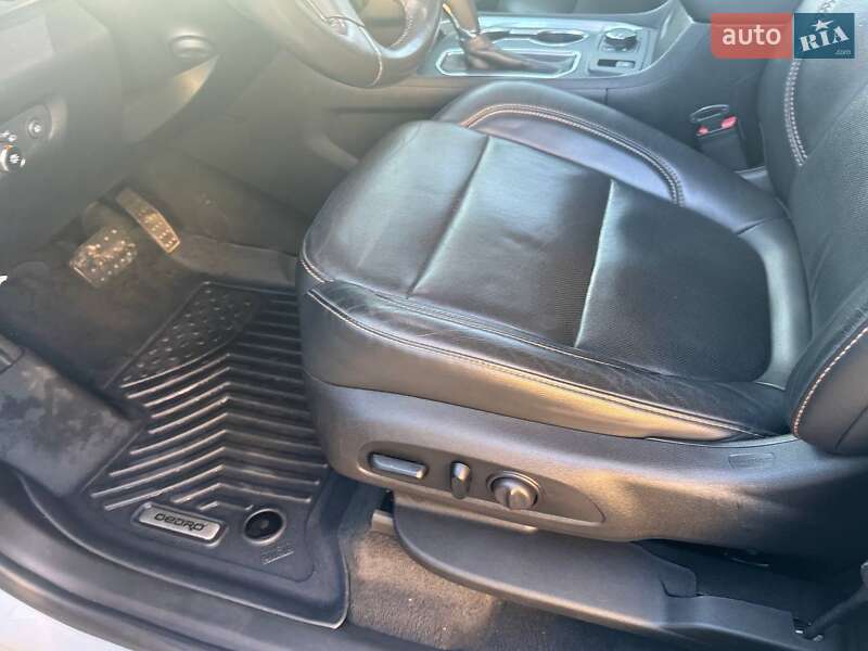 Позашляховик / Кросовер Chevrolet Traverse 2019 в Києві фото 16 Позашляховик / Кросовер Chevrolet Traverse 2019 в Києві