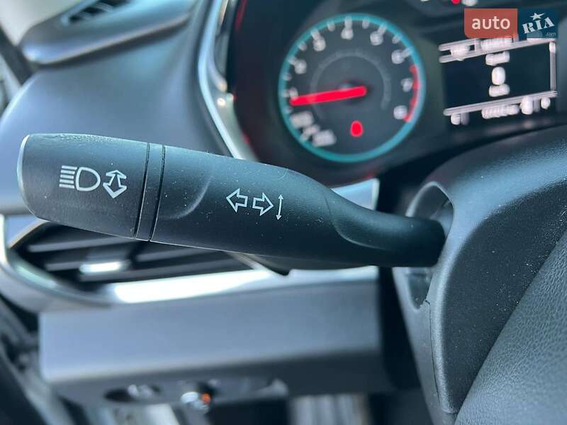 Внедорожник / Кроссовер Chevrolet Traverse 2017 в Львове