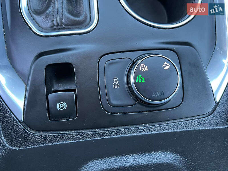 Внедорожник / Кроссовер Chevrolet Traverse 2017 в Львове