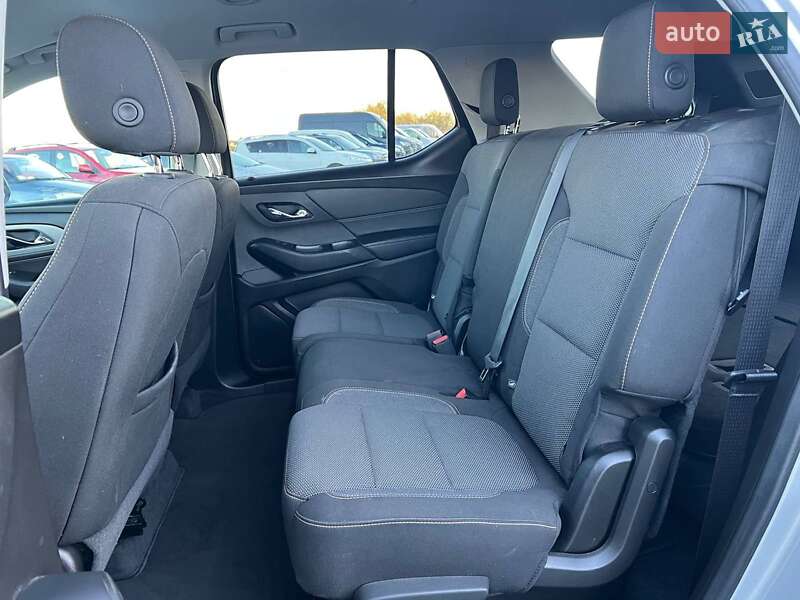 Внедорожник / Кроссовер Chevrolet Traverse 2017 в Львове