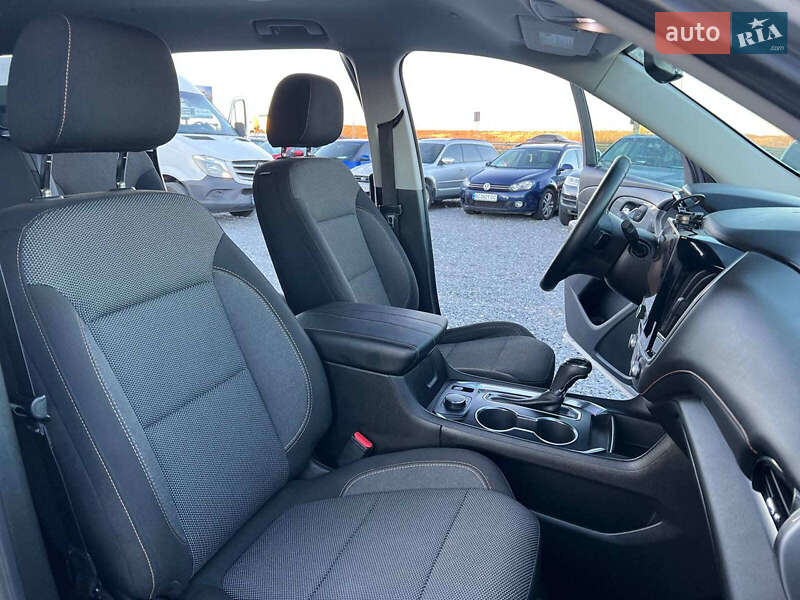 Внедорожник / Кроссовер Chevrolet Traverse 2017 в Львове