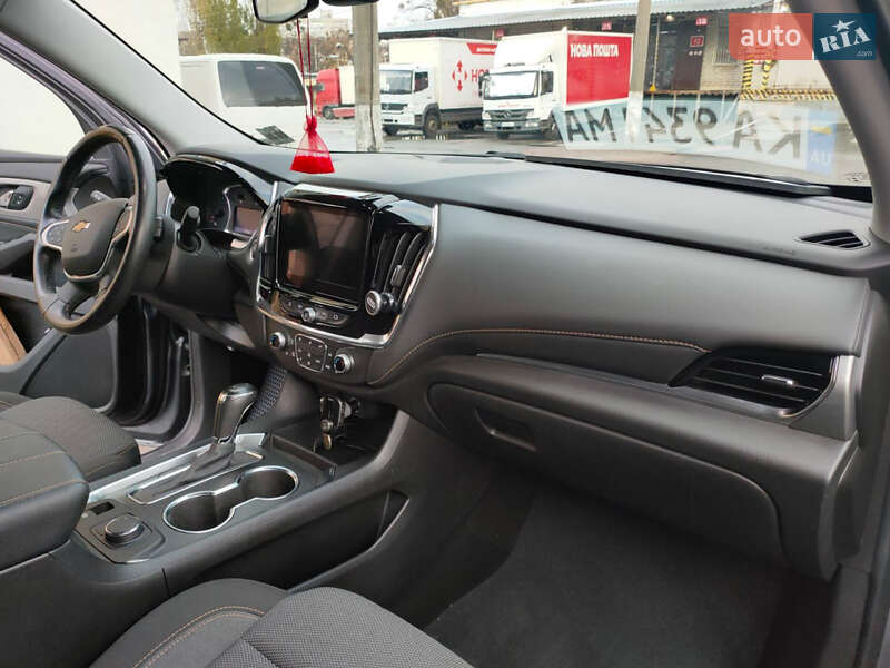 Позашляховик / Кросовер Chevrolet Traverse 2020 в Києві фото 6 Позашляховик / Кросовер Chevrolet Traverse 2020 в Києві