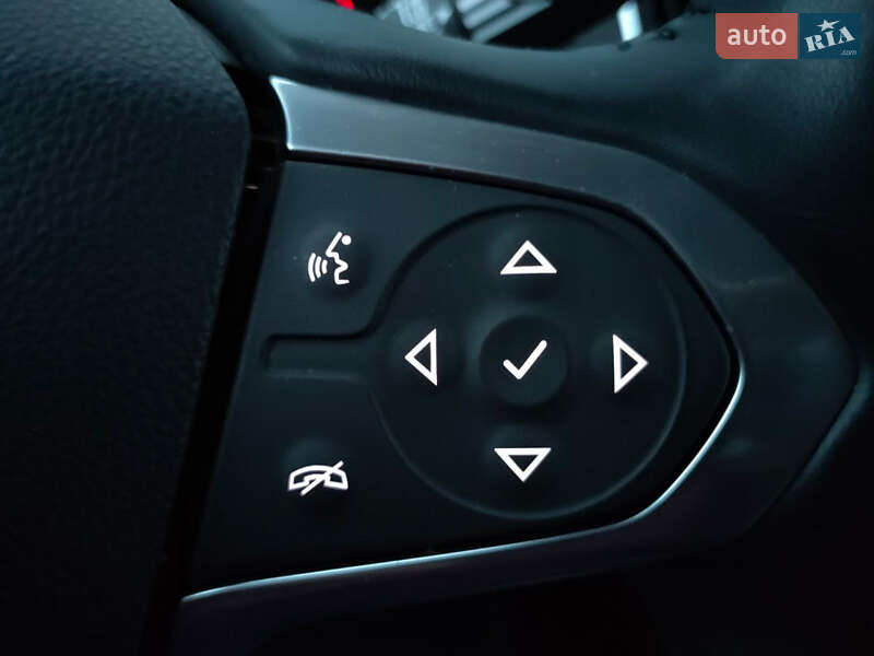 Позашляховик / Кросовер Chevrolet Traverse 2020 в Києві фото 16 Позашляховик / Кросовер Chevrolet Traverse 2020 в Києві