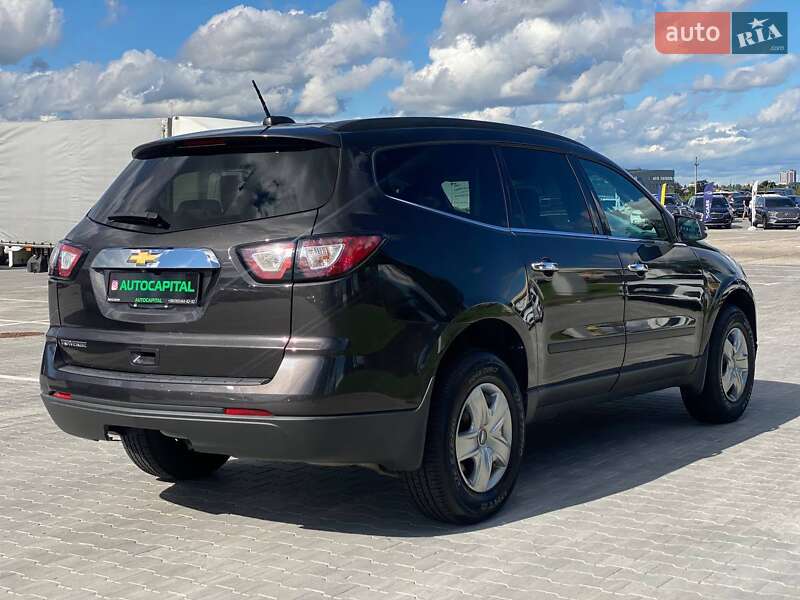 Внедорожник / Кроссовер Chevrolet Traverse 2017 в Киеве
