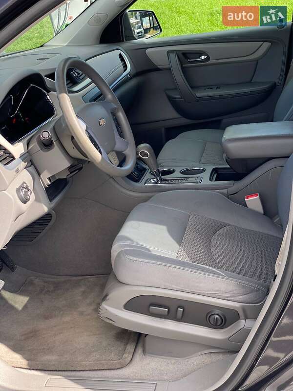 Внедорожник / Кроссовер Chevrolet Traverse 2017 в Киеве