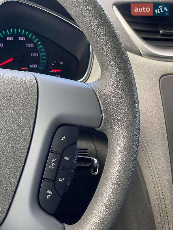 Внедорожник / Кроссовер Chevrolet Traverse 2017 в Киеве