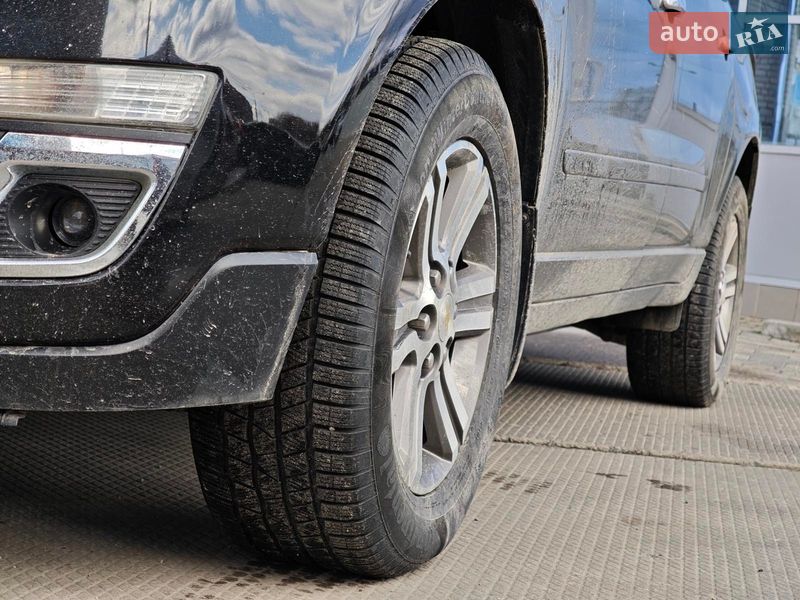 Внедорожник / Кроссовер Chevrolet Traverse 2015 в Харькове