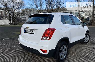Позашляховик / Кросовер Chevrolet Trax 2018 в 