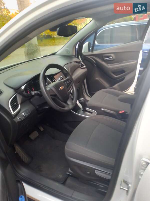 Внедорожник / Кроссовер Chevrolet Trax 2017 в Долине