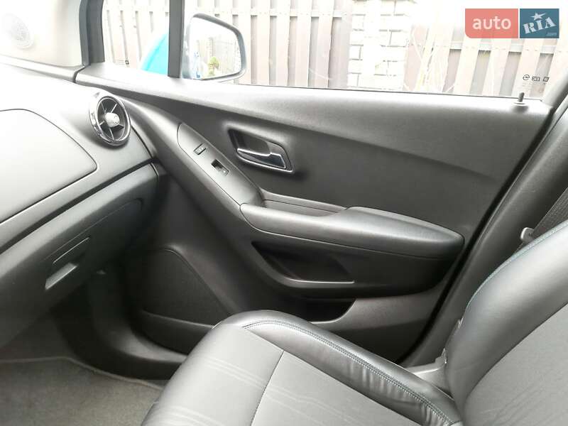 Позашляховик / Кросовер Chevrolet Trax 2013 в Золочеві