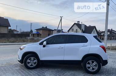 Внедорожник / Кроссовер Chevrolet Trax 2017 в Львове