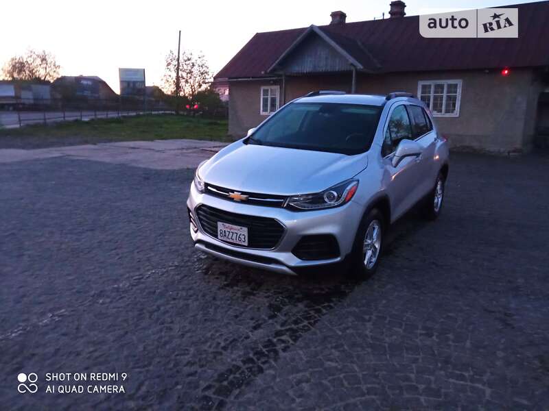 Внедорожник / Кроссовер Chevrolet Trax 2016 в Бучаче