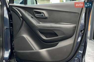 Позашляховик / Кросовер Chevrolet Trax 2018 в 