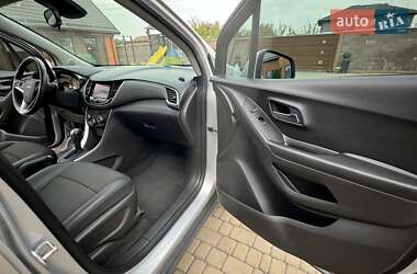 Внедорожник / Кроссовер Chevrolet Trax 2022 в 