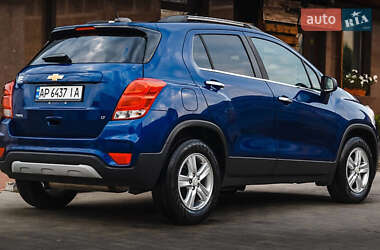 Внедорожник / Кроссовер Chevrolet Trax 2016 в 