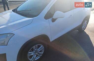 Внедорожник / Кроссовер Chevrolet Trax 2016 в 